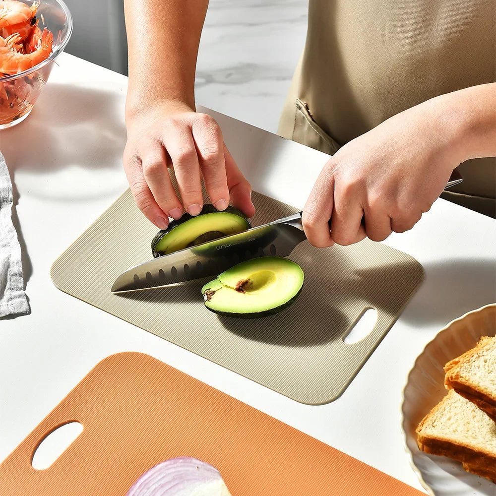 Planche à découper flexible